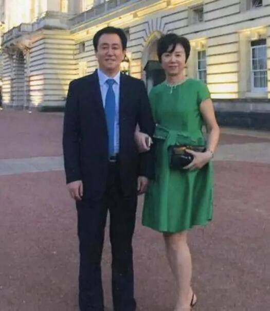 一线天馒头