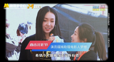 美女尿尿视频